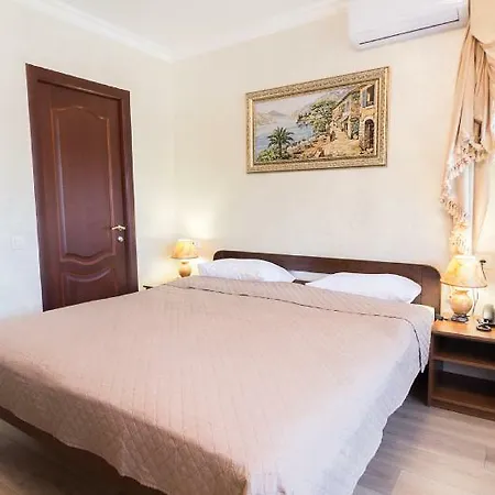 Neapol Hotel