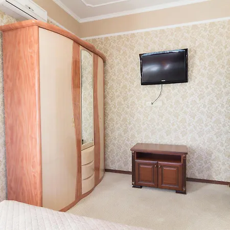 Neapol Hotel 3*