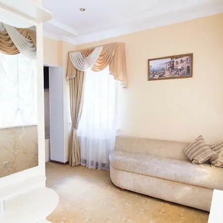 Neapol Hotel 3*